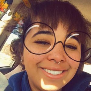 Meet your Posher, Abigail